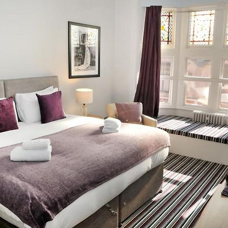 The Royal Hotel Crewe, A Brilliant Collection, Powered By Oyo エクステリア 写真