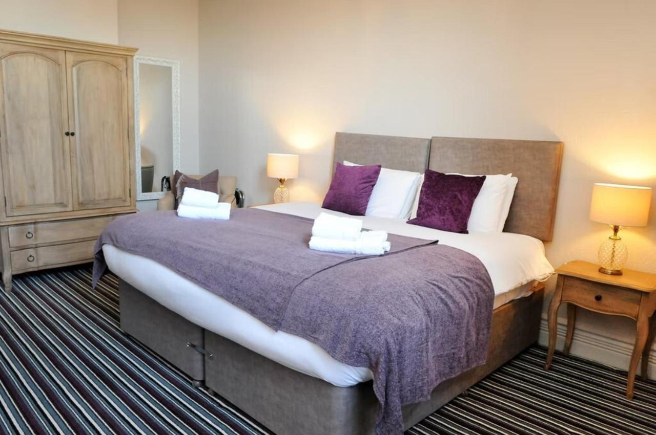 The Royal Hotel Crewe, A Brilliant Collection, Powered By Oyo エクステリア 写真
