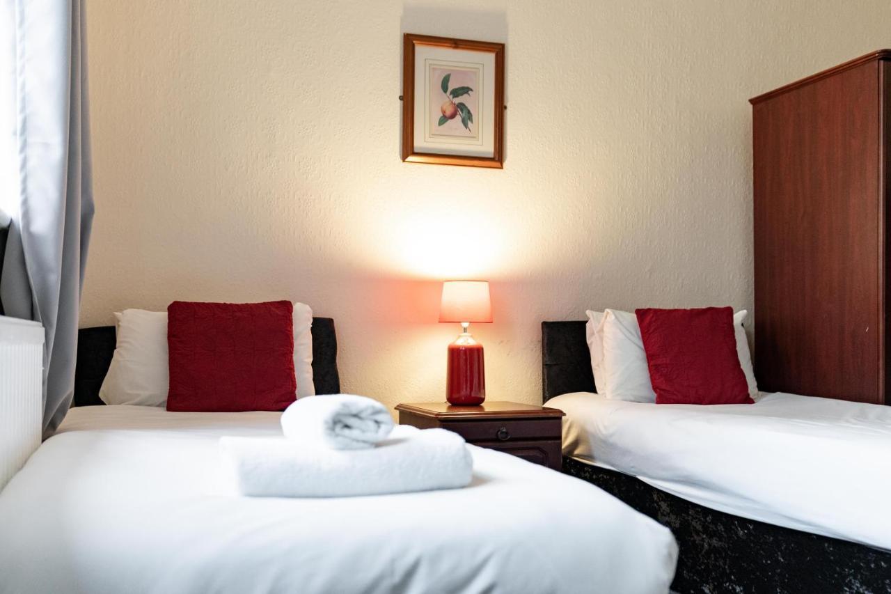 The Royal Hotel Crewe, A Brilliant Collection, Powered By Oyo エクステリア 写真