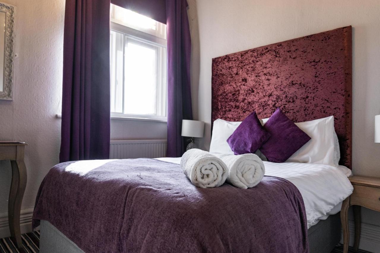 The Royal Hotel Crewe, A Brilliant Collection, Powered By Oyo エクステリア 写真