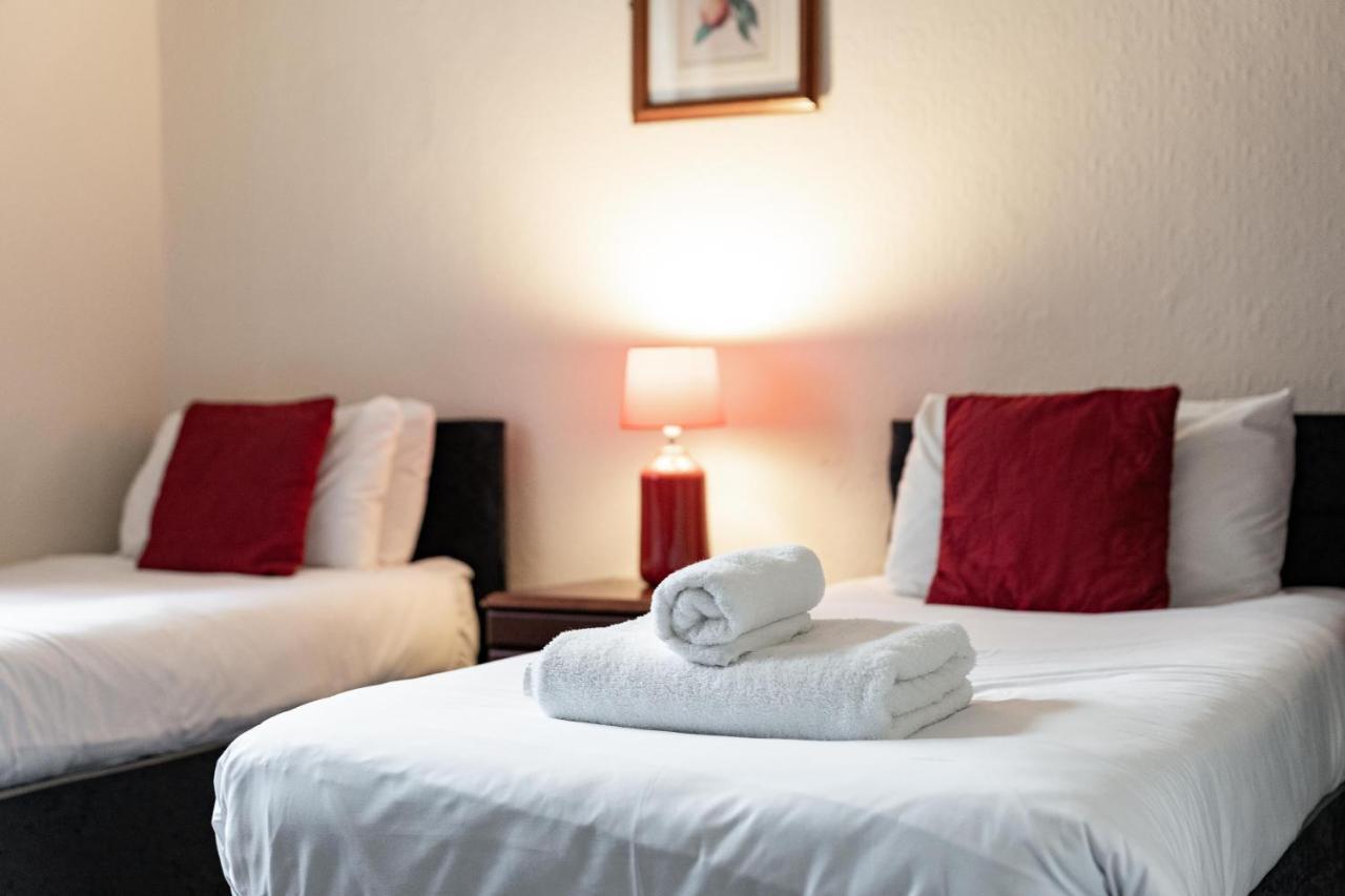 The Royal Hotel Crewe, A Brilliant Collection, Powered By Oyo エクステリア 写真