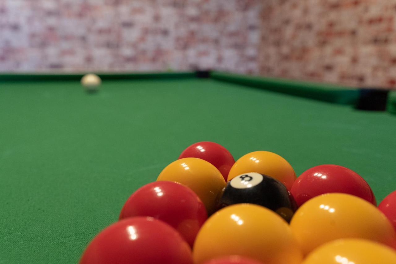 The Royal Hotel Crewe, A Brilliant Collection, Powered By Oyo エクステリア 写真